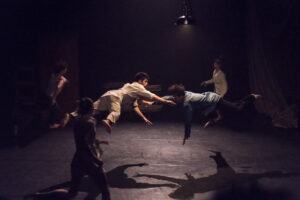 Play Dead People Watching